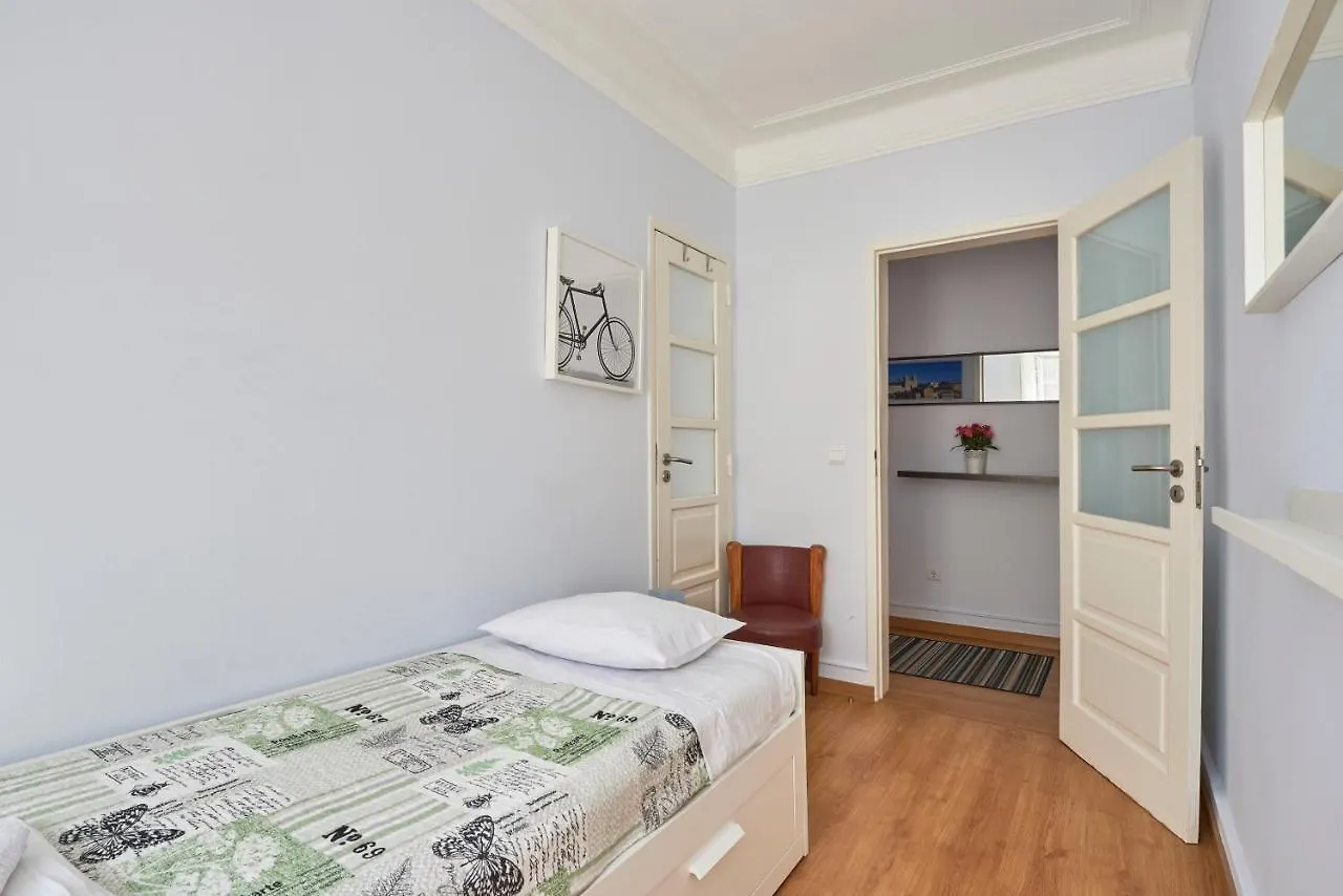 Aesthetic Riverview Apartment In Historical Lisboa Portekiz