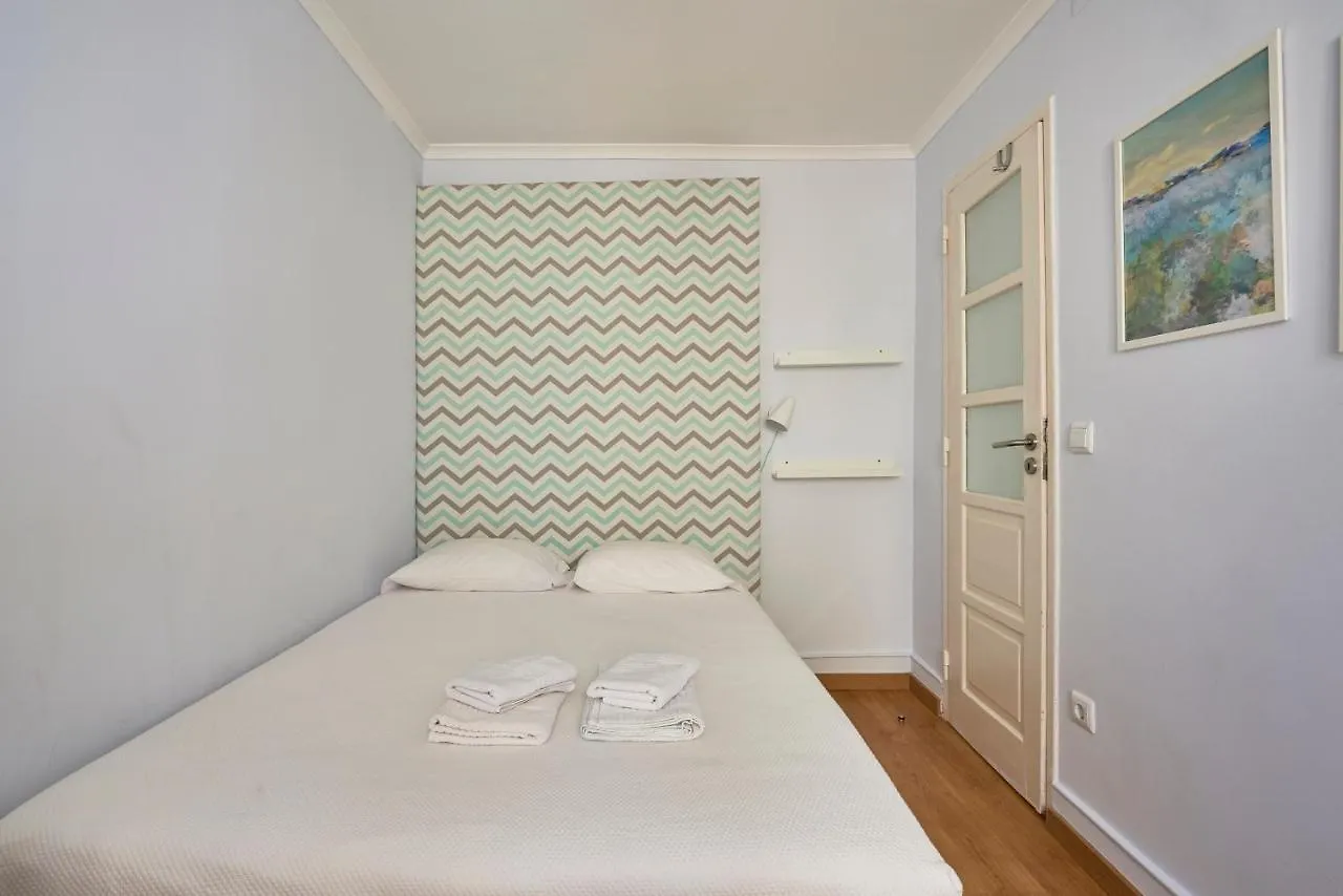 Aesthetic Riverview Apartment In Historical Lisboa
